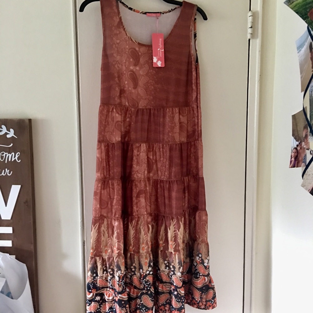 Sleeveless 3/4 length prairie dress